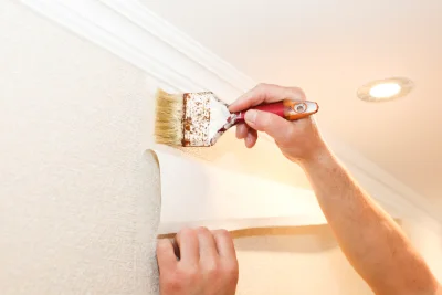 Pose de papier peint à la Neuville-Vault — revêtements muraux et toiles de verre